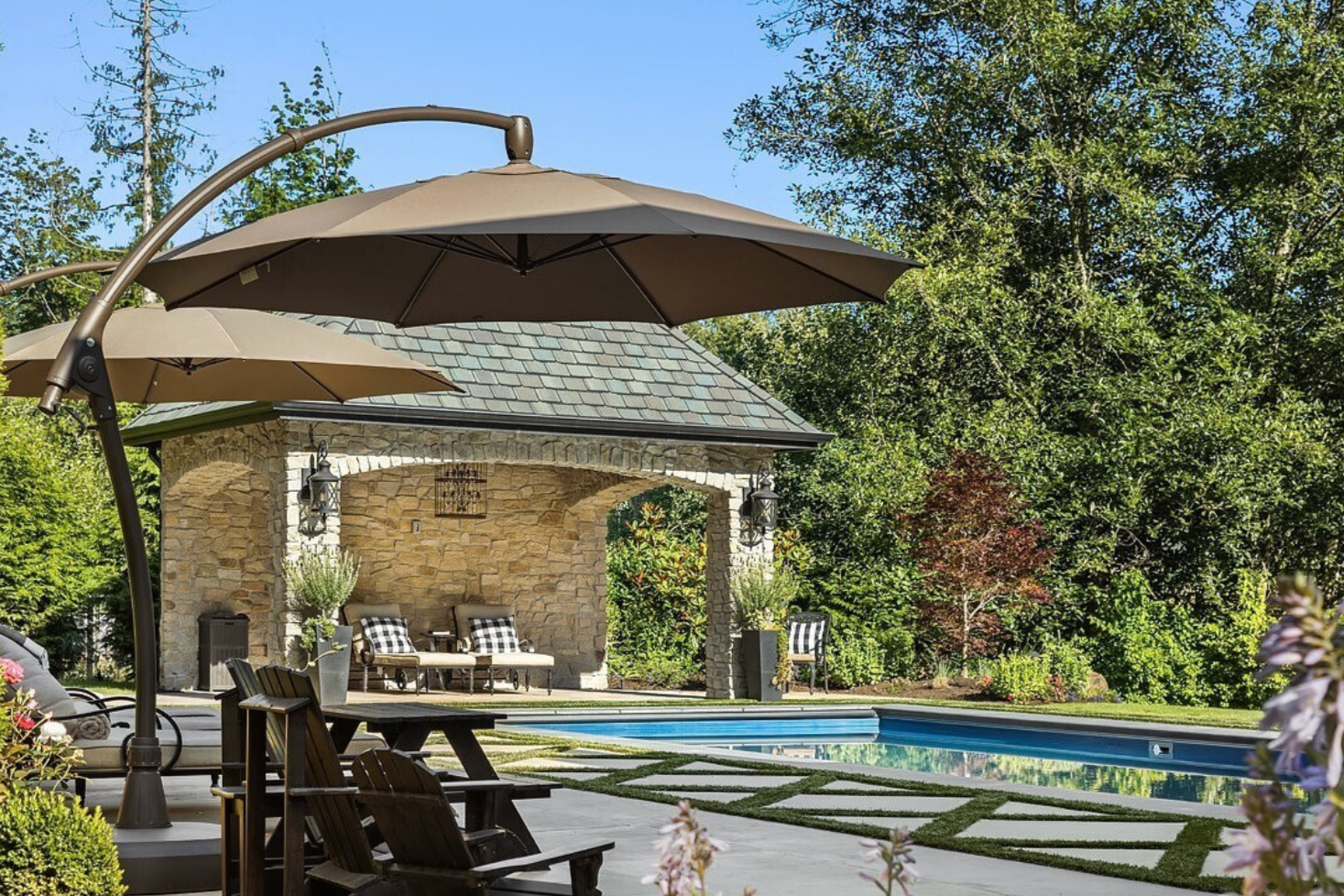Pool cabana