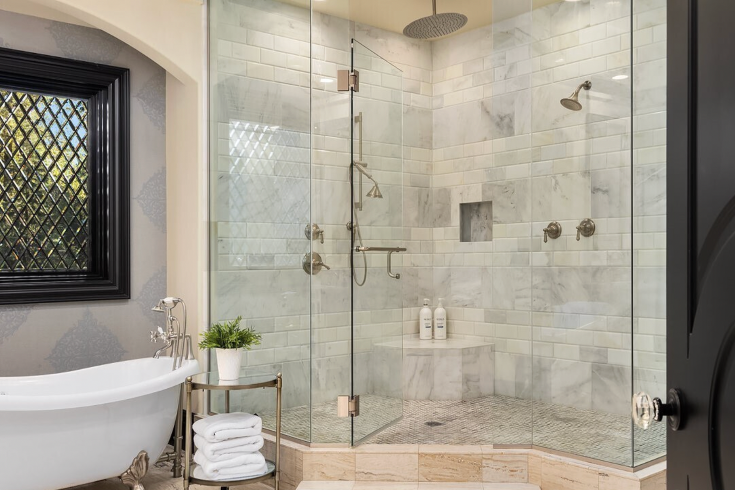 Primary shower